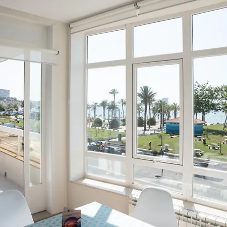 On The First Line Of Samil And With Frontal Views Of The Sea Apartamento Vigo