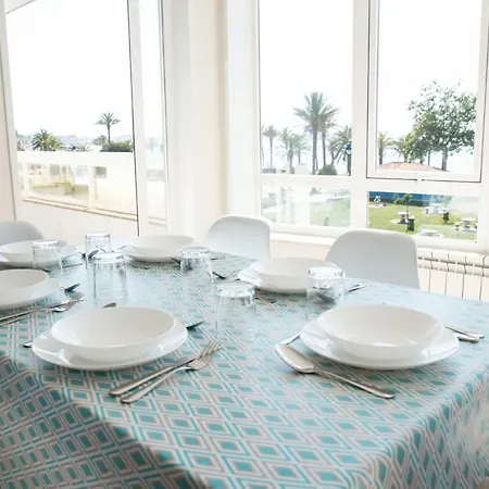 On The First Line Of Samil And With Frontal Views Of The Sea Apartamento Vigo